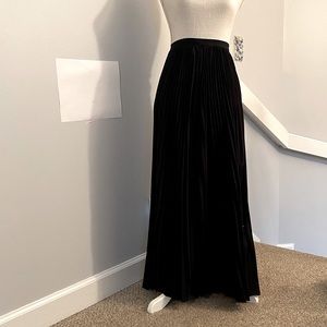 French Connection Black Pleated Maxi Skirt